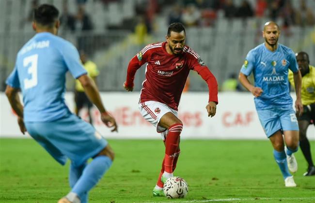 دوري أبطال إفريقيا.. انتهاء الشوط الأول بالتعادل السلبي بين الأهلي وشباب بلوزداد