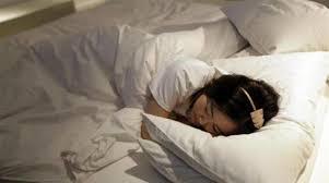   دراسة تشير إلى خطورة انقطاع التنفس أثناء النوم   