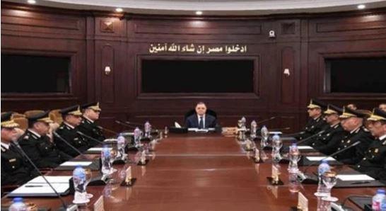 وزير الداخلية يعقد اجتماعا لمتابعة خطة تأمين الإنتخابات الرئاسية وأعياد الميلاد