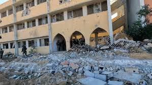 الاحتلال يحاصر مدرسة تضم أكثر من 10 آلاف نازح فى بيت لاهيا بقطاع غزة