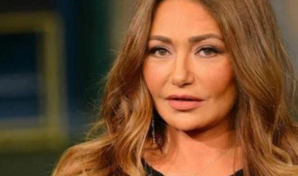 ليلى علوي تحث المصريين على المشاركة بالانتخابات الرئاسية: "لازم نكمل المسيرة"