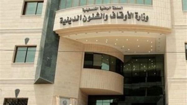 شعارات عنصرية ورقاصات تلمودية.. الأوقاف الفلسطينية ترصد اعتداءات الاحتلال