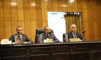 نائب محافظ المنيا يؤكد الإلتزام بتوفير المسكن الآمن لقاطني الإيواء بحي جنوب