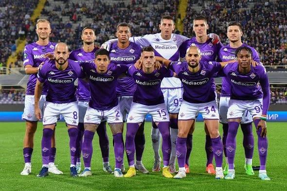 فيورنتينا يتأهل إلى نصف نهائي كأس إيطاليا لكرة القدم