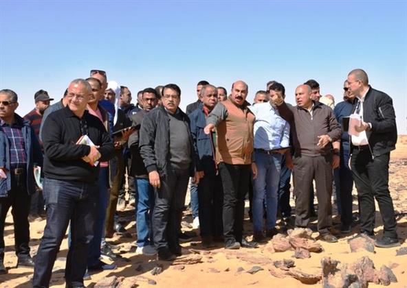 وزير النقل يتابع معدلات تنفيذ مشروع الخط الثاني للقطار الكهربائي السريع 