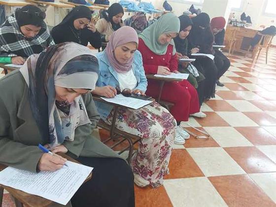 «القوى العاملة» : دورات تدريبية للشباب على التفصيل والحياكة والحاسب الآلي بالدقهلية