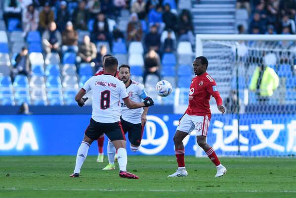  الأهلي يتعادل مع فلامنجو البرازيلي بالشوط الأول