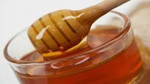   دراسة: تناول العسل الخام كبديل للسكر يحسن التحكم فى مرض السكر