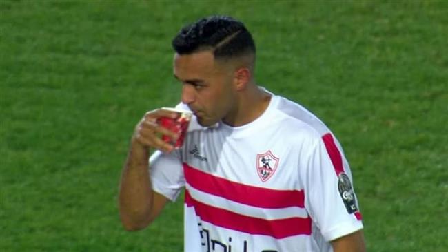 نيمار يخرج عن صمته ويكشف سر كوب الشاي أثناء مباراة الزمالك