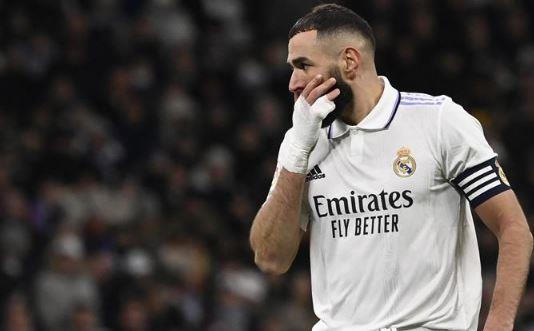 بنزيما أساسيا.. وماريجا يقود تشكيلة الهلال أمام ريال مدريد
