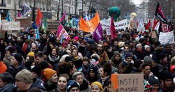   الداخلية الفرنسية: 93 ألف متظاهر في باريس الأعلى منذ بداية الاحتجاجات ضد إصلاح نظام التقاعد