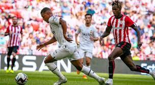 اتليتك بيلباو يفوز على فالنسيا 2-1 في الدوري الإسباني