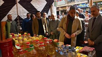   محافظ الفيوم يفتتح معرضي " أهلا رمضان" و" مستقبل وطن" بأطسا لبيع السلع الغذائية