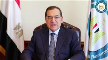 مباحثات مشتركه بين وزير البترول والرئيس التنفيذي لشركة بيكر هيوز العالمية