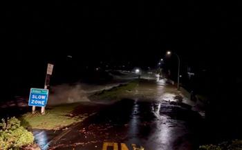   انقطاع الكهرباء عن آلاف المنازل في نيوزيلندا إثر عاصفة استوائية 