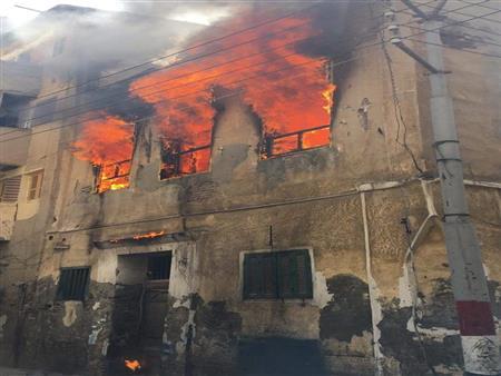 حريق يلتهم منزل فى منطقة أوسيم.. والحماية المدنية تسيطر 