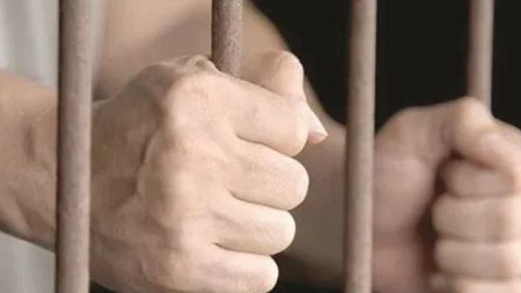 تجديد حبس سائق توك توك 15 يوما بتهمة قتل طفل حرقا فى الصف