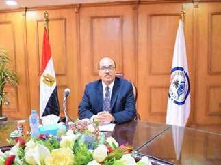 رئيس جامعة العريش يؤكد أهمية الأنشطة الطلابية وابراز الدور المجتمعي للجامعة