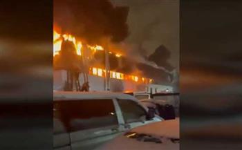   حريق هائل داخل مركز خدمة سيارات فى موسكو