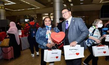 مصر للطيران تشارك عملاءها الاحتفال بعيد الحب