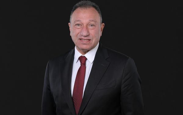 الخطيب يهنئ لاعبي «طائرة الأهلي» وجهازهم الفني والإداري والطبي ببطولة السوبر