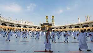 حكم خروج الريح أثناء أداء الطواف .. هل يبطل العُمرة؟