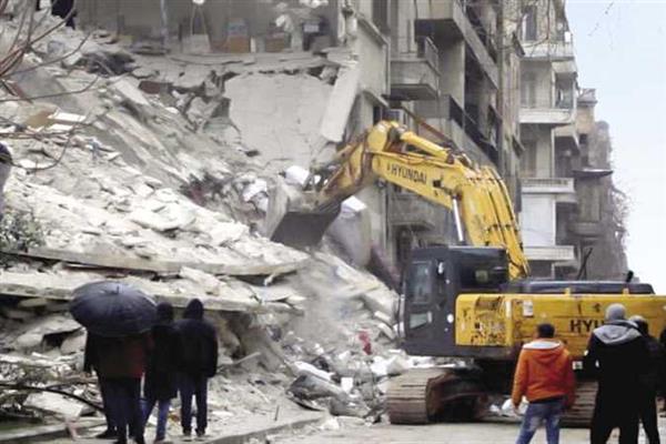 الصحة السورية: حصيلة ضحايا الزلزال 1414 وفاة و2357 إصابة