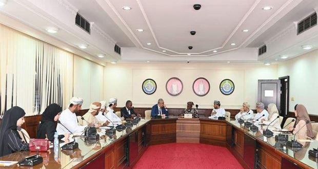 منظمة التجارة العالمية تشيد بجهود سلطنة عُمان في مجالي التجارة والاستثمار