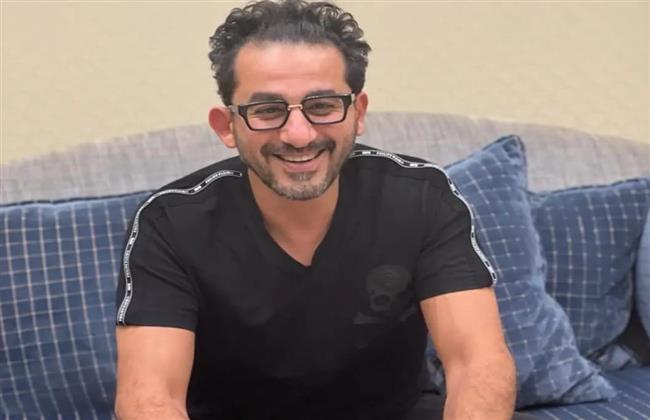 أحمد حلمي ينتهي من الاستعدادات النهائية لعرض مسرحية "ميمو"
