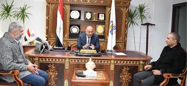 محافظ قنا يعلن انطلاق مبادرة " بداية نجاحك .. حقق حلمك " 