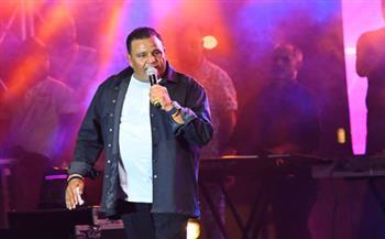 محمد فؤاد يتوجه إلى ألمانيا لإحياء حفل غنائي