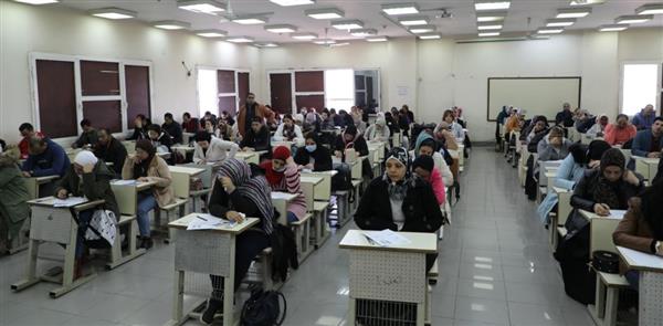 ندوة تعريفية عن الزلازل ومخاطرها وإدارة الكارثة بعلوم القاهرة