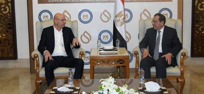 وزير البترول يلتقى وفد شركة MAVEG الألمانية على هامش "ايجبس"
