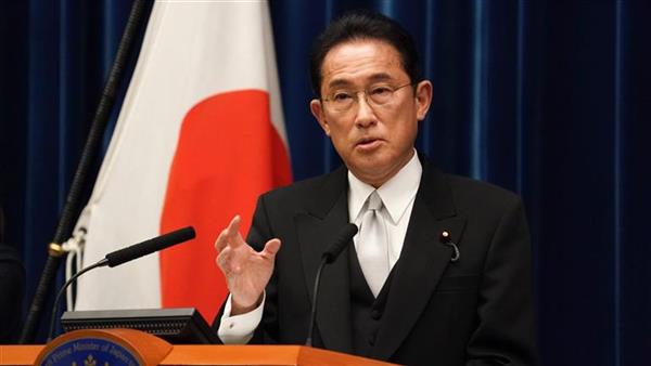 رئيس الوزراء الياباني يوصي وزراءه بتهدئة مخاوف الجمهور بشأن السياسة النووية الجديدة