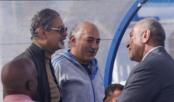    السفير المصري بالسودان يحضر المران الختامي للأهلي استعدادًا لمواجهة الهلال