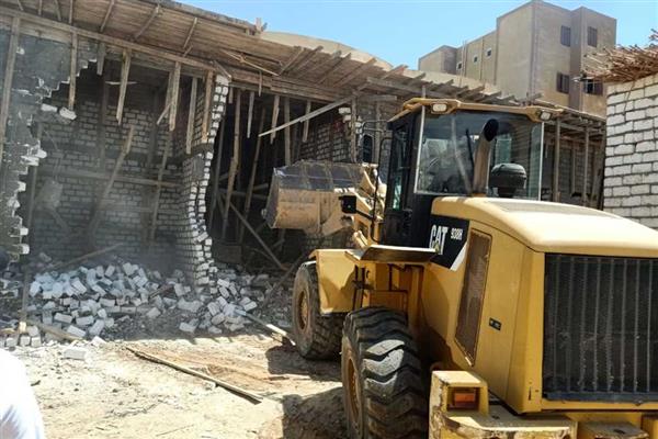 محافظ أسيوط: إزالة 3 حالات مخالفات بناء بحي غرب ضمن حملات الإزالات الفورية للمخالفات