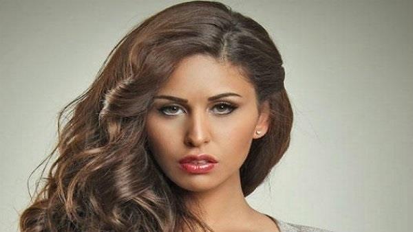 مي سليم تودع «التاروت» خلال 3 أيام لتتفرغ لـ «السجل الأسود»