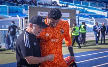 اشتباك بين الشناوي وطبيب الهلال
