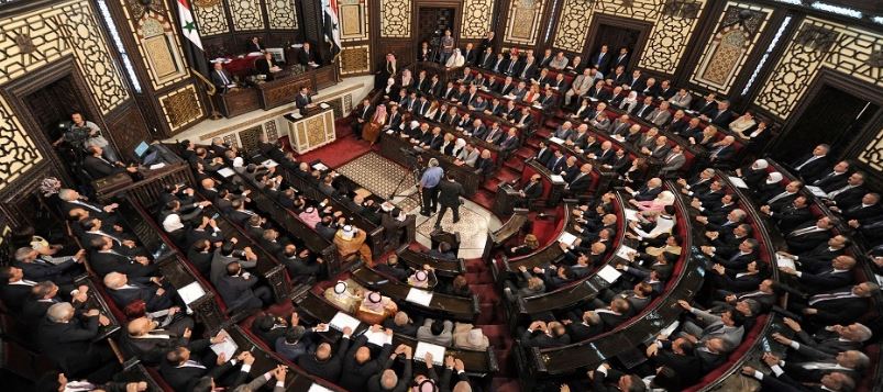 بشروط.. مجلس الشعب السوري يوافق على السماح للمدنيين بحيازة بندقية حربية
