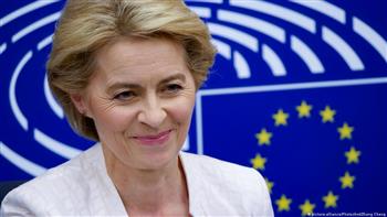   رئيسة المفوضية الأوروبية تصل إلى كييف وتؤكد دعم الاتحاد الأوروبى لأوكرانيا