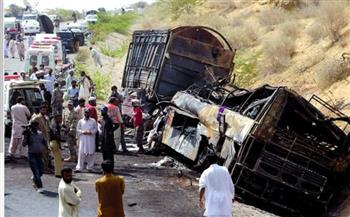   مصرع وإصابة 78 شخصا إثر انقلاب حافلة ركاب شرق باكستان
