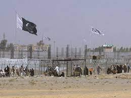   إغلاق المعبر الحدودى الرئيسى بين باكستان وأفغانستان