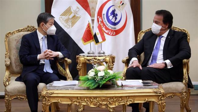 سفير الصين يوجه الشكر للرئيس السيسي في توفير الرعاية الصحية للطلاب الصينيين 