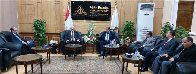 رئيس جامعة بنها يستقبل وفد هيئة تنمية الصعيد بمجلس الوزراء