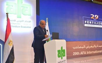   وزير قطاع الأعمال في افتتاح المؤتمر الدولي للأسمدة: إنتاج مصر من الأسمدة يبلغ نحو 19 مليون طن سنويا