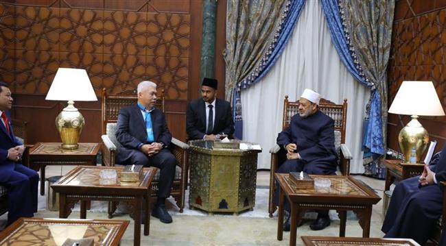 شيخ الأزهر يستقبل ولي عهد ولاية كلانتان الماليزية 