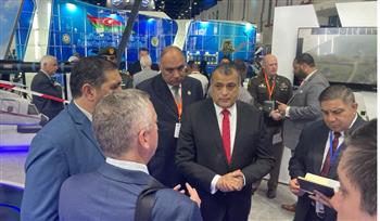   وزير الإنتاج الحربى يتفقد أجنحة عدد من الشركات المشاركة في معرض  الدفاع الدولي "IDEX 2023"