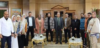 رئيس جامعة جنوب الوادي يلتقى وفد مبادرة برنامج "مشواري"