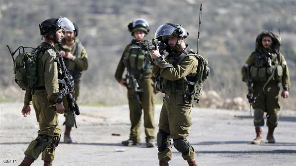 قوات الاحتلال الإسرائيلي تطلق النار على سيدة فلسطينية قرب مُستوطنة