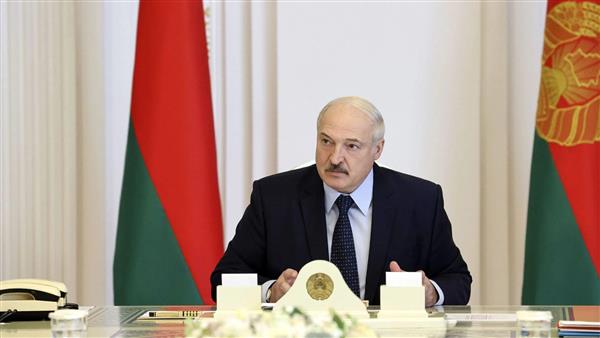 رئيس بيلاروسيا يحذر من حدوث عدوان على بلاده من داخل أوكرانيا